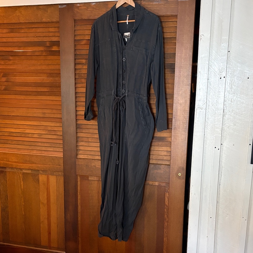 NWT Free People Black Button-Down romper, elastic waist